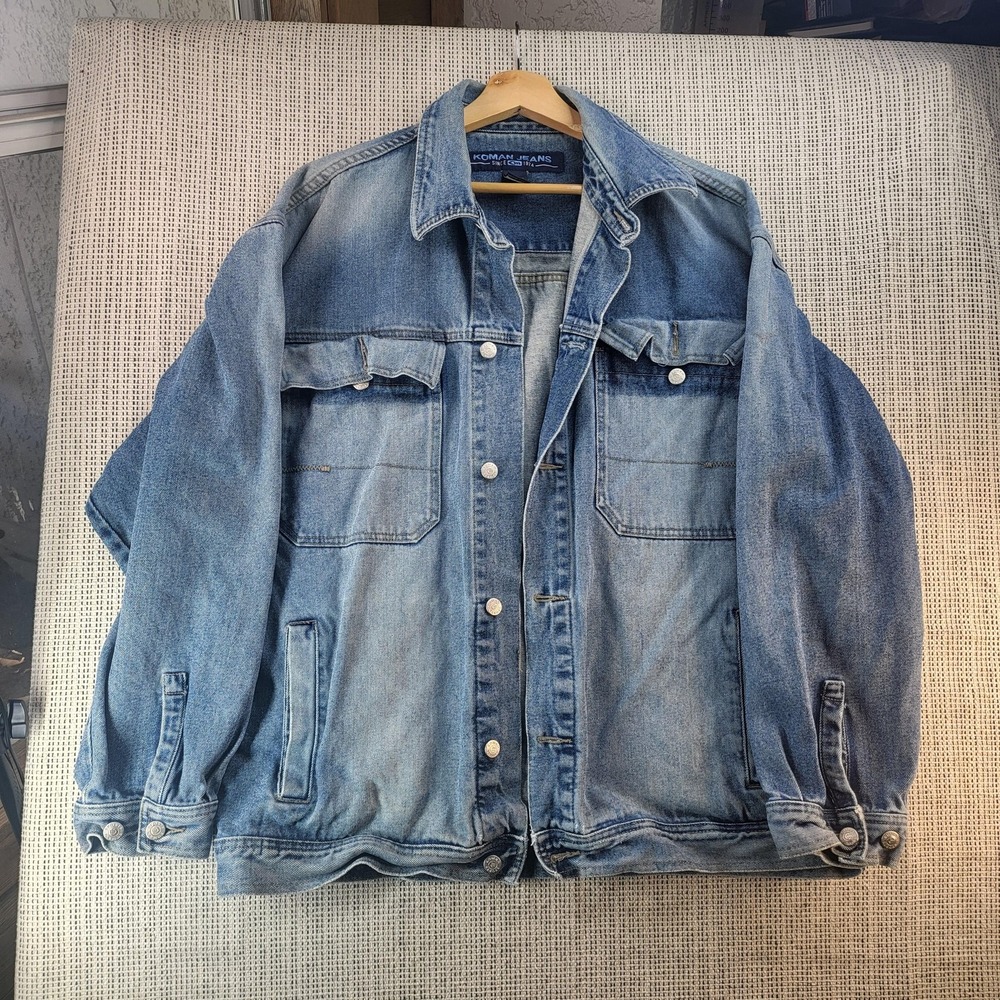 Koman Jeans Jacket Mens XL Blue Denim Trucker Snap Button Pockets Light Wash‎
